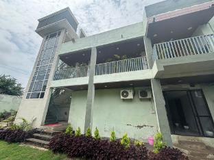 hotel dhana lakshmi bliss