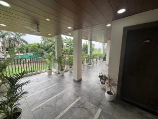 hotel dhana lakshmi bliss