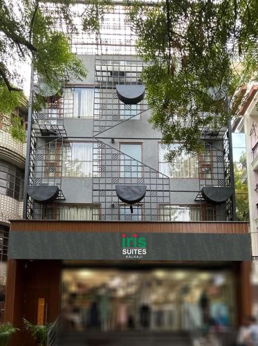 iris suites kalkaji