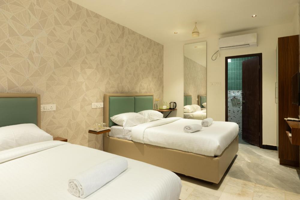 sri varee residency