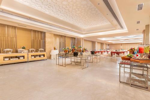 sarovar premiere alwar