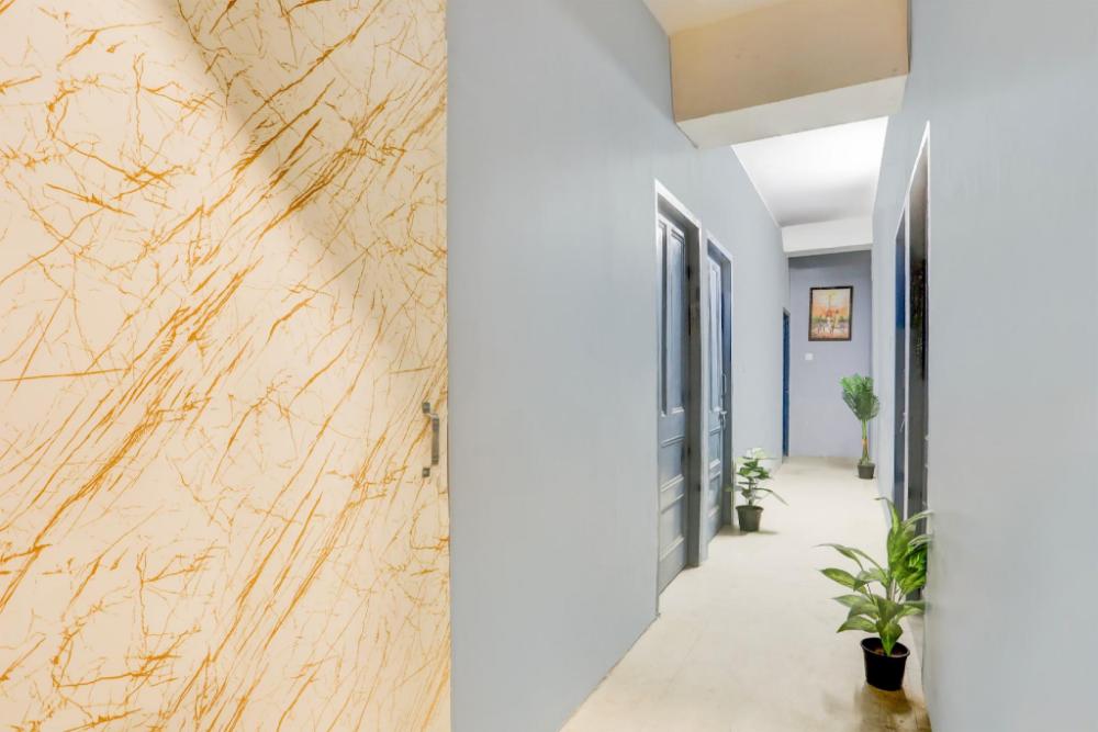 hotel allen stay uttam nagar