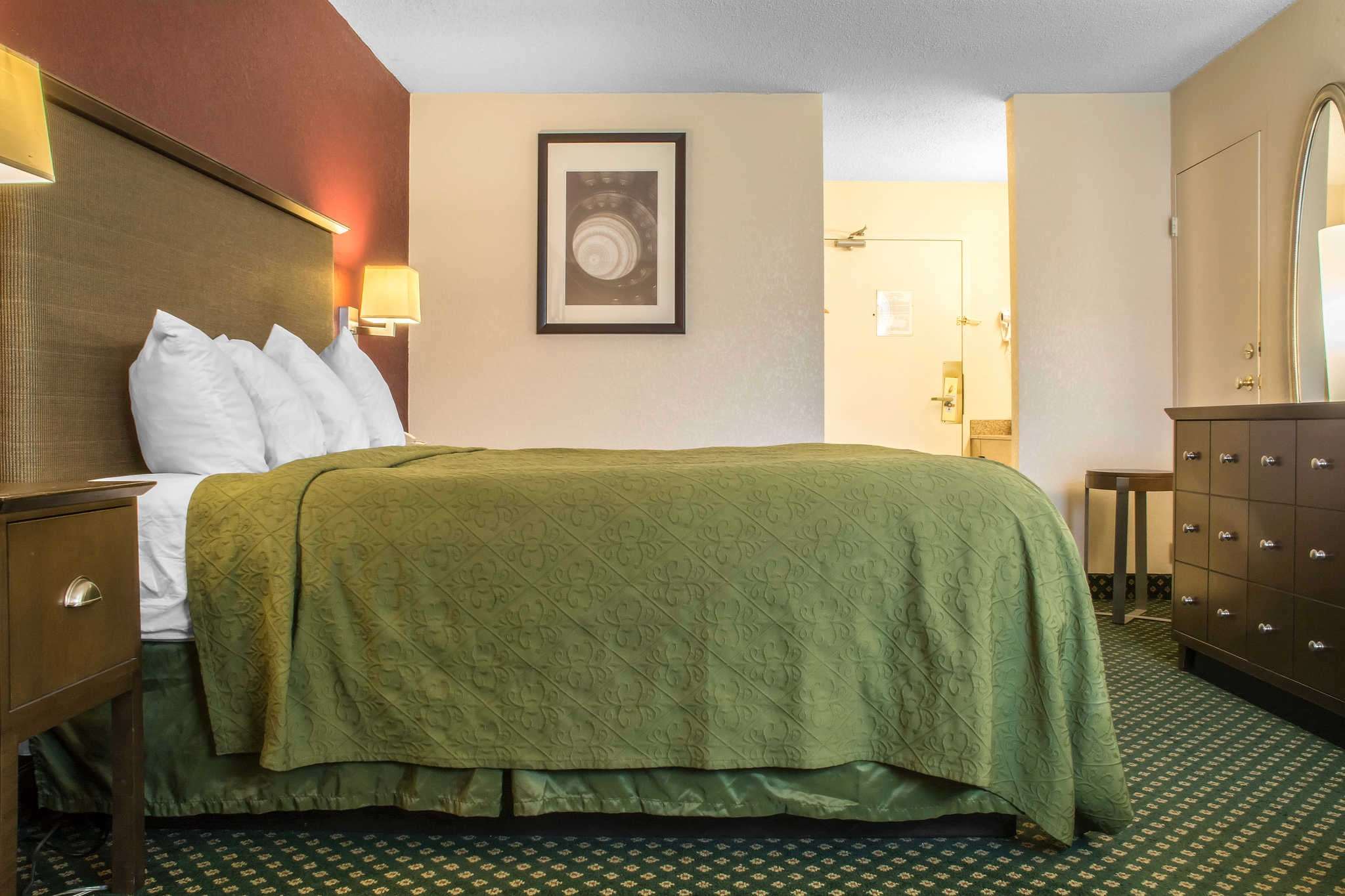motel 6 rochester ny airport