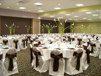 holiday inn rock springs by ihg