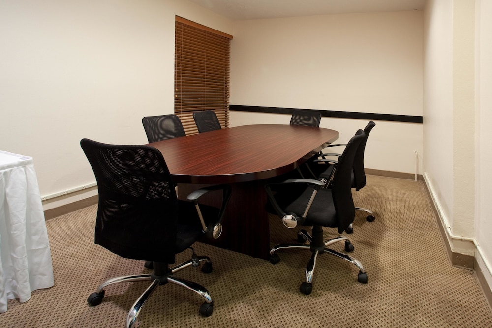 holiday inn rock springs by ihg