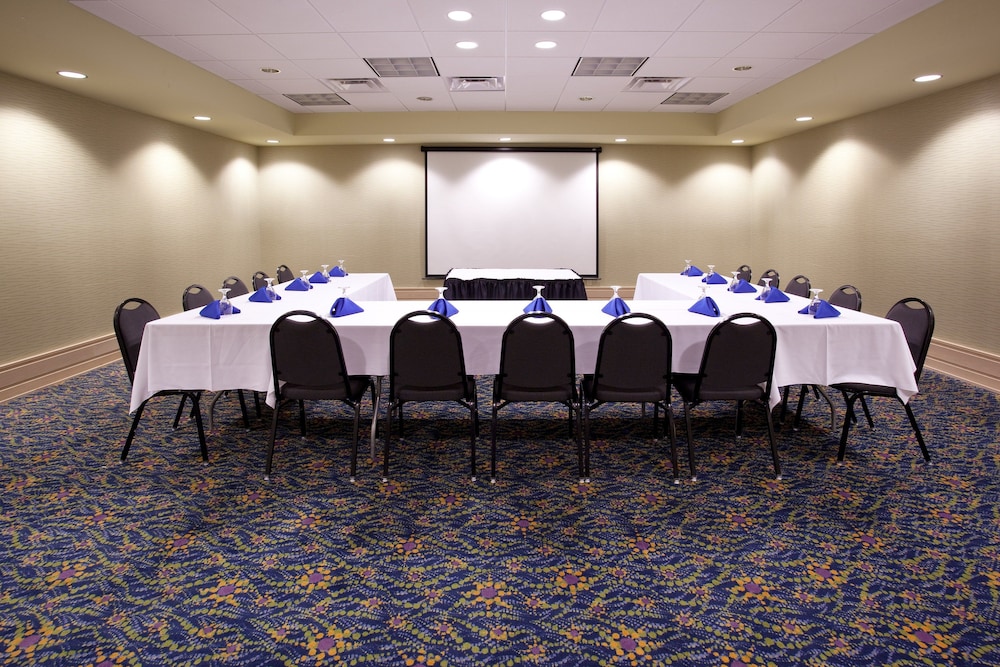 holiday inn rock springs by ihg