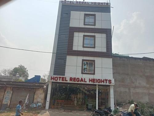 hotel regal heights