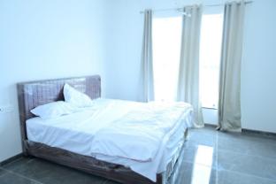 sr hotel restaurant and cafe