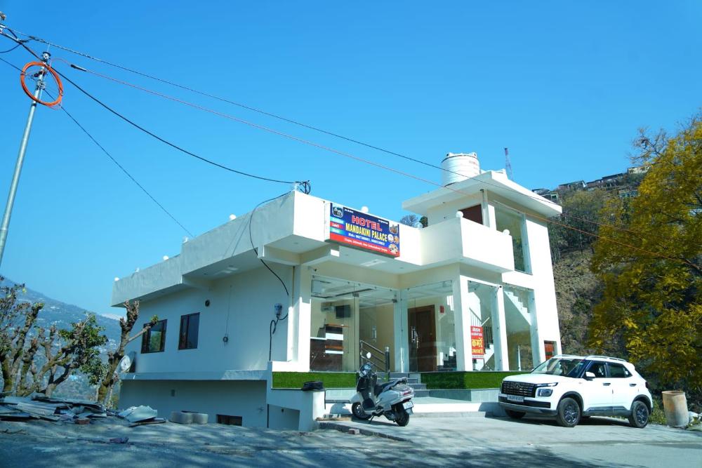 hotel mandakini palace