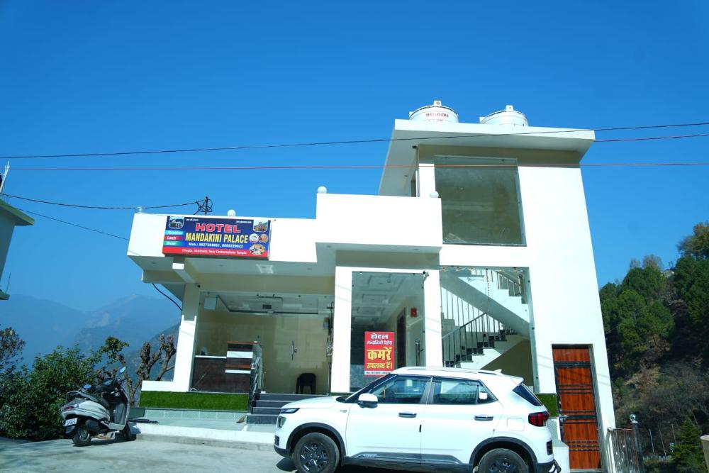 hotel mandakini palace