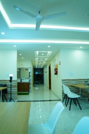 Hotel Mandakini Palace,,3 star