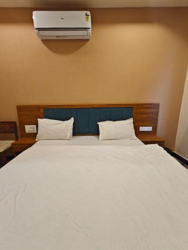 the haveli lounge and restaurant