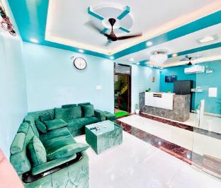 hotel bhagwati palace