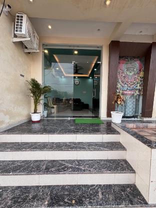 hotel bhagwati palace