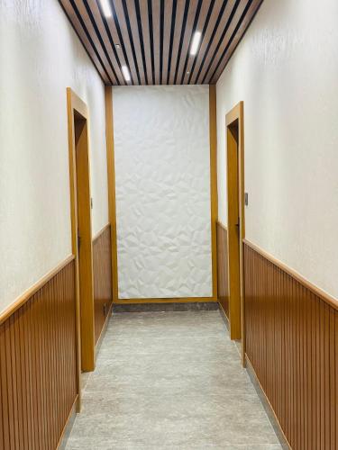 shreshtam apart hotel kondapur