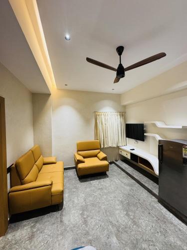 shreshtam apart hotel kondapur