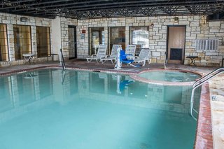 Comfort Suites Near Seaworld,San Antonio>>Ingram Hills,3 star