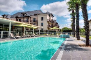Comfort Aparthotel Lourdes L'acacia,1A Chemin De Lannedarre,3 star