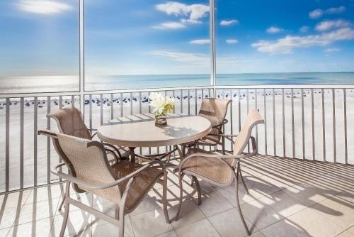 gullwing beach resort