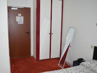 hotel beauquartier montmartre