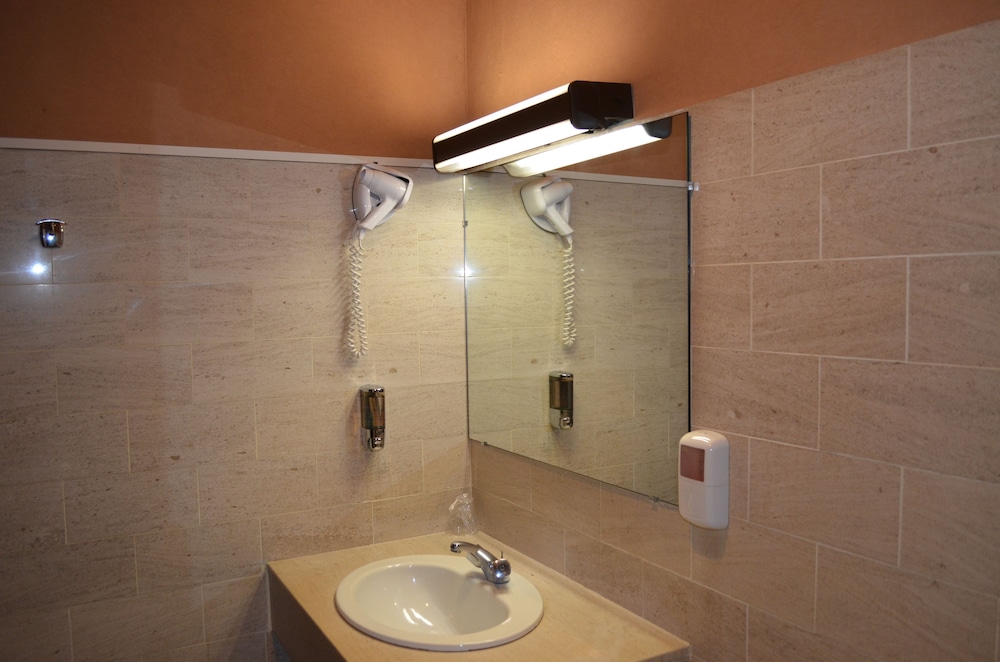 hotel beauquartier montmartre