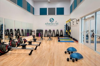 newport marriott hotel and spa