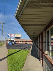 sterling inn niagara falls near iag airport