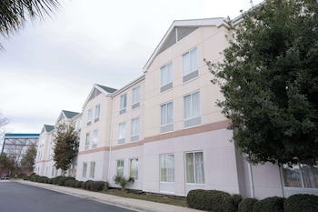 wyndham garden new orleans airport