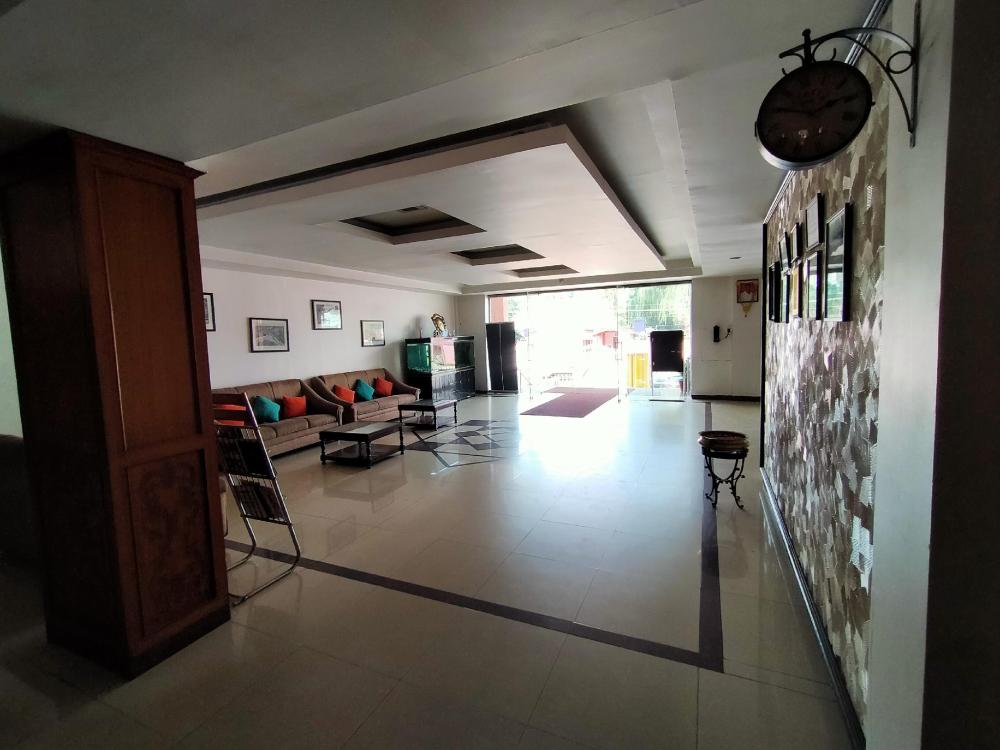 Hotel Preethi Classic Towers,Bombay Kist,3 star