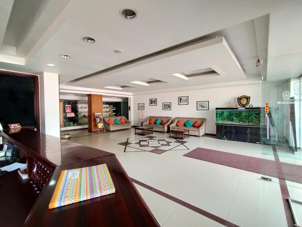 Hotel Preethi Classic Towers,Bombay Kist,3 star