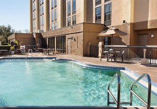 Hampton Inn Orlando-International Airport,Orlando International Airport>>Orlando,3 star