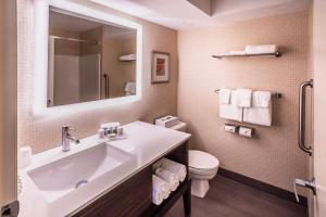 holiday inn hotel and suites osoyoos by ihg