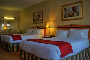 holiday inn hotel and suites osoyoos by ihg