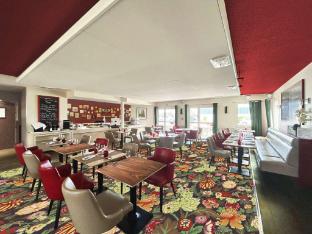 Ibis Styles Chartres Sud Barjouville,,3 star