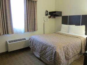 canadas best value inn toronto