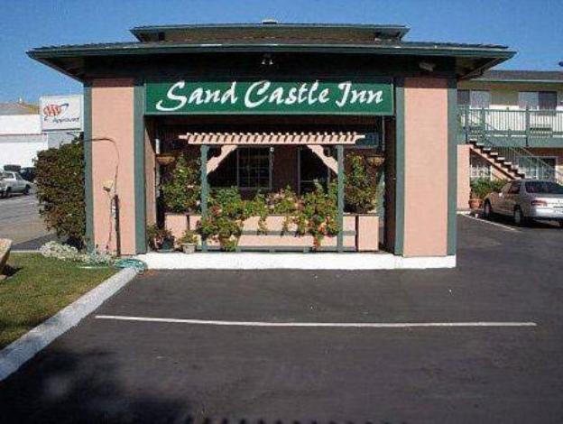 sand castle inn