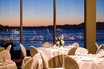 Four Seasons Hotel Seattle,Eagledale>>Seattle,5 star