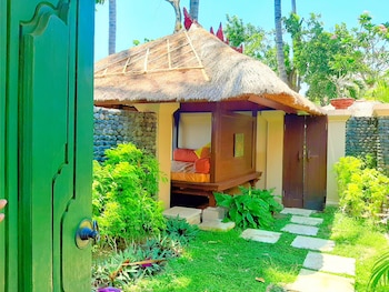 mimpi resort tulamben