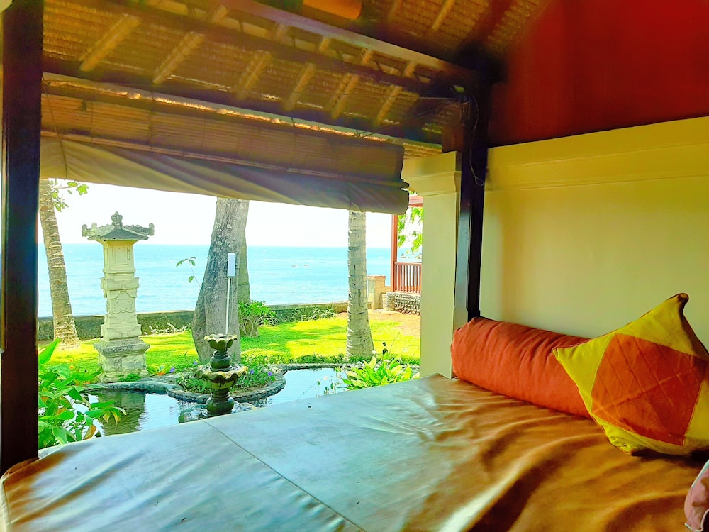 mimpi resort tulamben