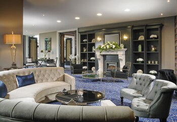 tullamore court hotel