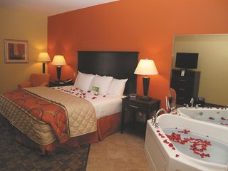La Quinta Inn & Suites Tulsa Airport / Expo Square,Tulsa>>Oklahoma,3 star