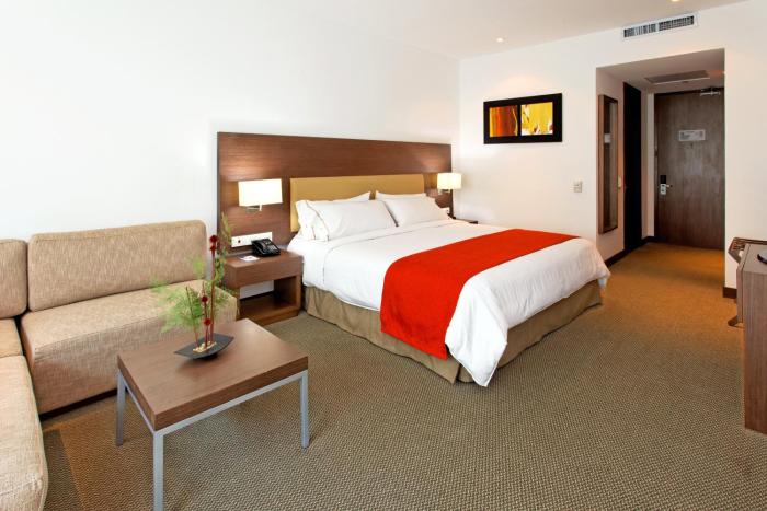 hotel holiday inn express bogota by ihg