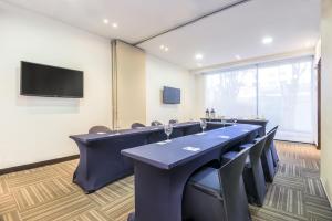 hotel holiday inn express bogota by ihg