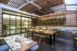 hotel holiday inn express bogota by ihg