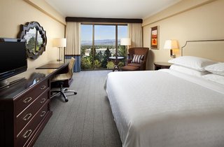 sheraton universal hotel