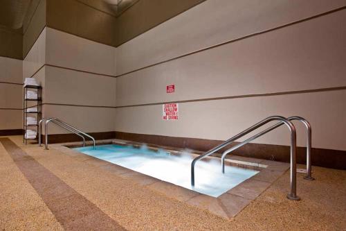 simba run condos 2bed 2bath