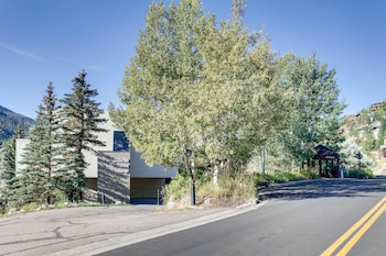 simba run condos 2bed 2bath