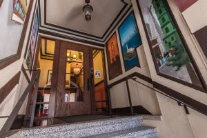 mithila san francisco surestay collection by best western