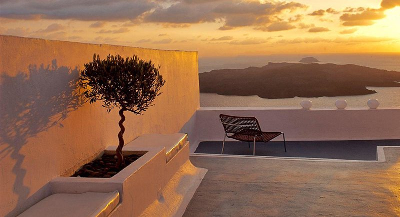 cosmopolitan suites