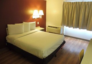 Red Roof Inn Rochester - Airport,Near University Of Rochester,2 star